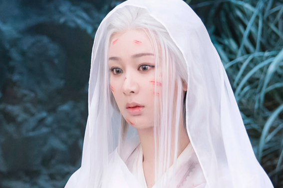 杨紫+仙侠，不灵了