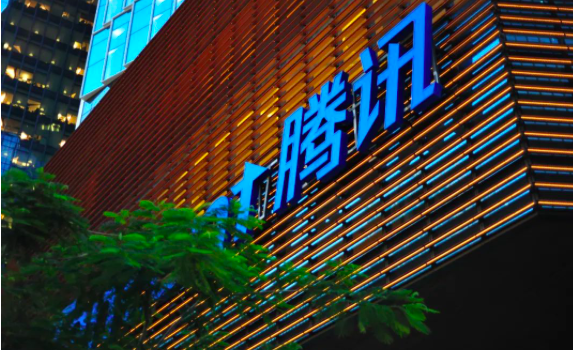 「三架马车」能拉着腾讯驶向迪士尼吗？