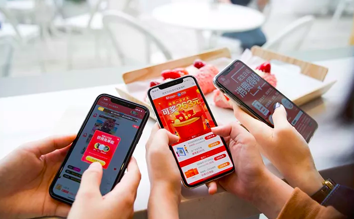 雷军和刘强东，各有一家公司倒在了2022年