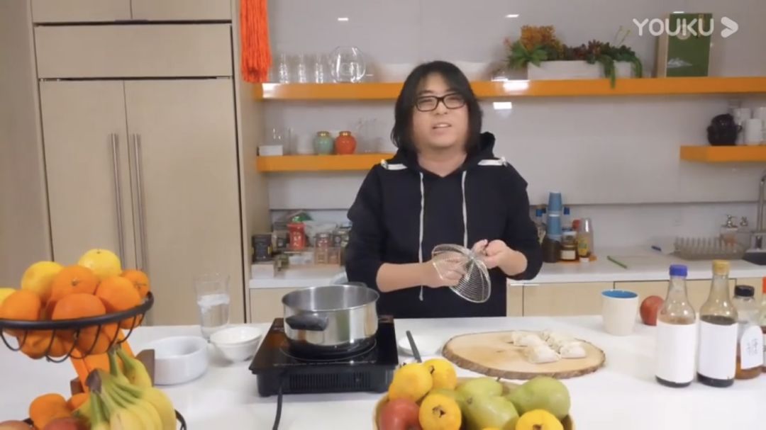 单调的云综艺，我竟然看不腻