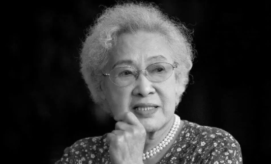 百岁秦怡去世，一个世纪的优雅身影映照中国电影