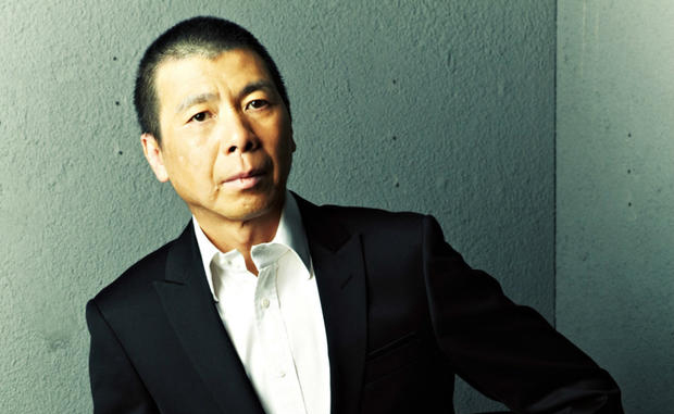 冯小刚发公开信劝崔永元收手？ 冯小刚澄清＂蓄意编造＂，针对爆料事件首次发声