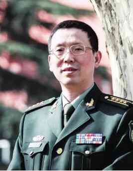 八一制片厂与总政歌舞团合并,首任政委亮相 八一制片厂与总政歌舞团合并,首任政委亮相