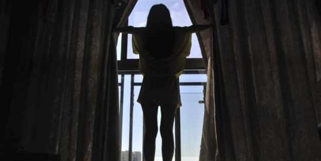 女主播月入百万，每个人都活在欲望的“游戏”里
