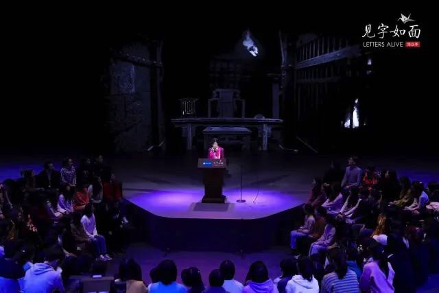 B949E558-7412-4999-9879-33AD468D95DB