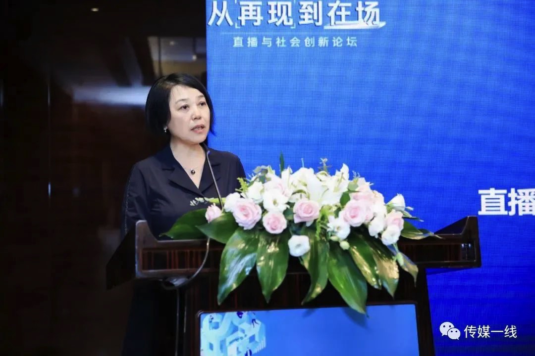 09B5A3A5-FBEB-42E7-A57D-6CDC5A6DB5F5