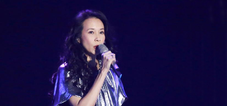 莫文蔚就MV中穿涉嫌辱华品牌服装道歉：我和我的团队都不对