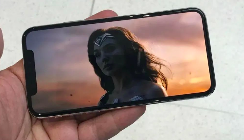 网络电影靠小屏幕逆袭，“优爱腾”找到新财富密码？