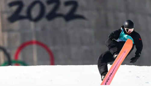 苏翊鸣夺金后,经纪人每天忙着拒绝100个代言