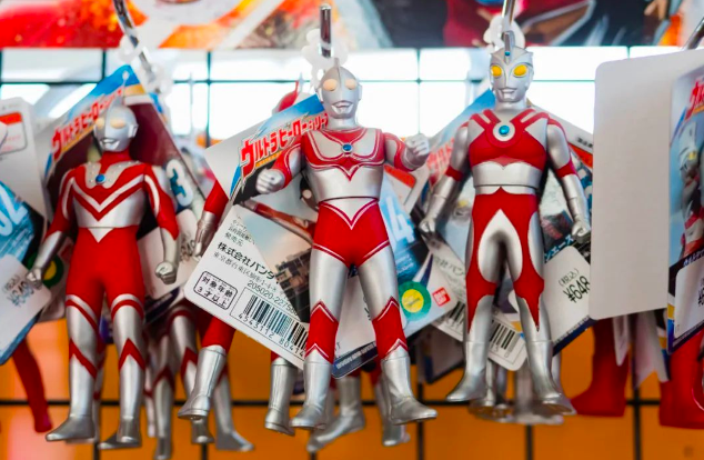 别抢可达鸭了，奥特曼才是宇宙真顶流