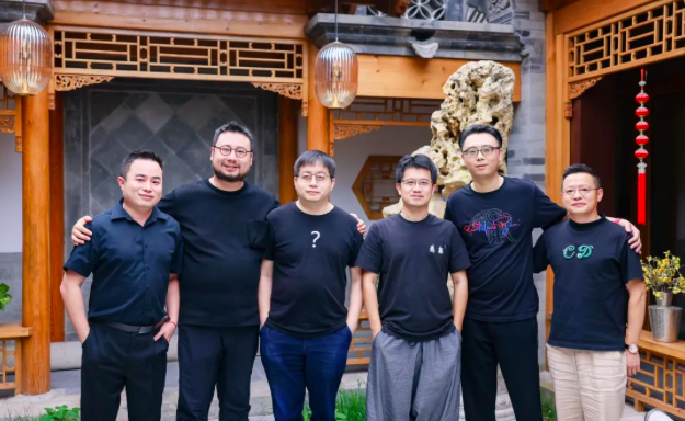 坐拥马伯庸、海飞、韩家女等头部创作资源，“凤鸣九天”如何逆风筑垒？