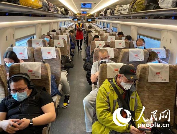 人民网记者武汉日记：最珍贵的，留给最需要的