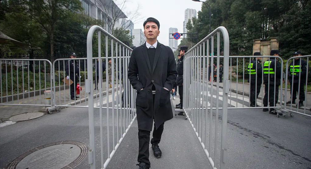 林生斌宣布了一条私人消息,怎么会演变成一起公共事件?