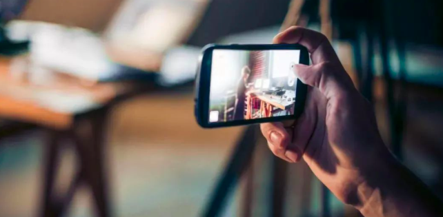 主播一年获打赏200亿，纳多少税？“建议公示逃税名单”