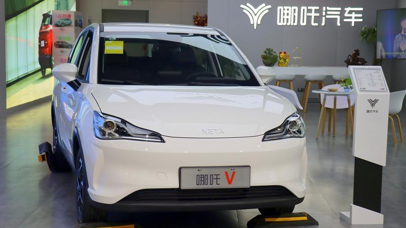 哪吒汽车和360的出圈闹剧,“请吴亦凡代言”始末