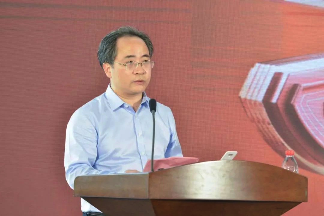 A32FBE34-F636-4AFC-A148-B60421EFFDF0