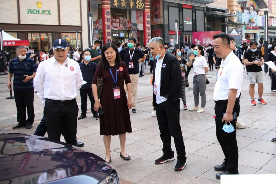 26AA57F8-197C-4738-81A2-FC70E2676460