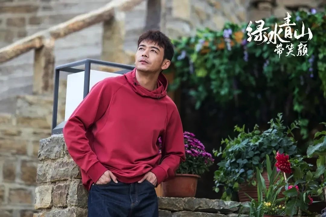 D5885A19-C1BE-49E8-9F90-88555CFB8C58