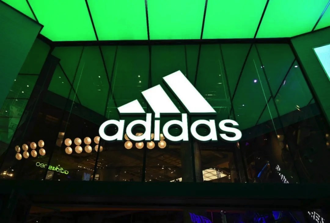 206CE3CA-D6D3-4F21-A768-4B466C973D8F