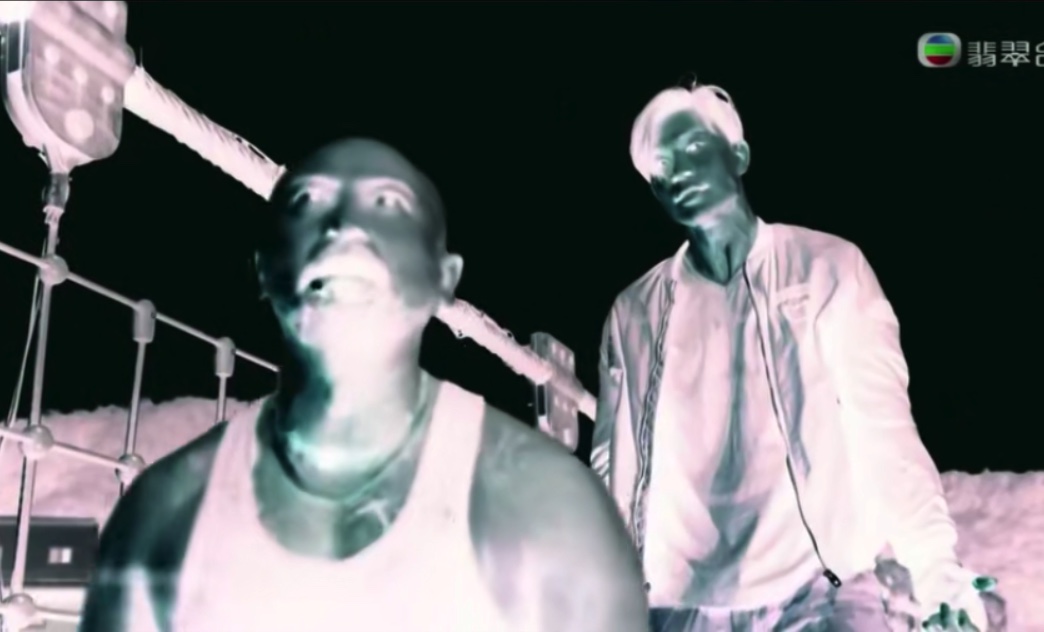 70118E1F-3E53-478E-A45C-E09E04178915