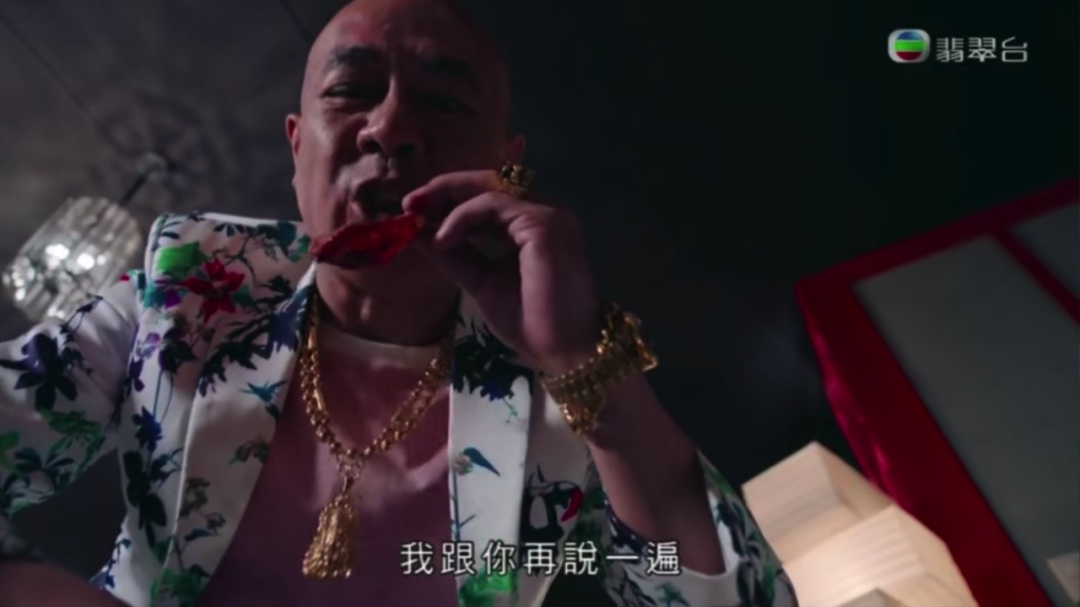 AEBB3565-93C0-43FF-8659-D6145C216CEE