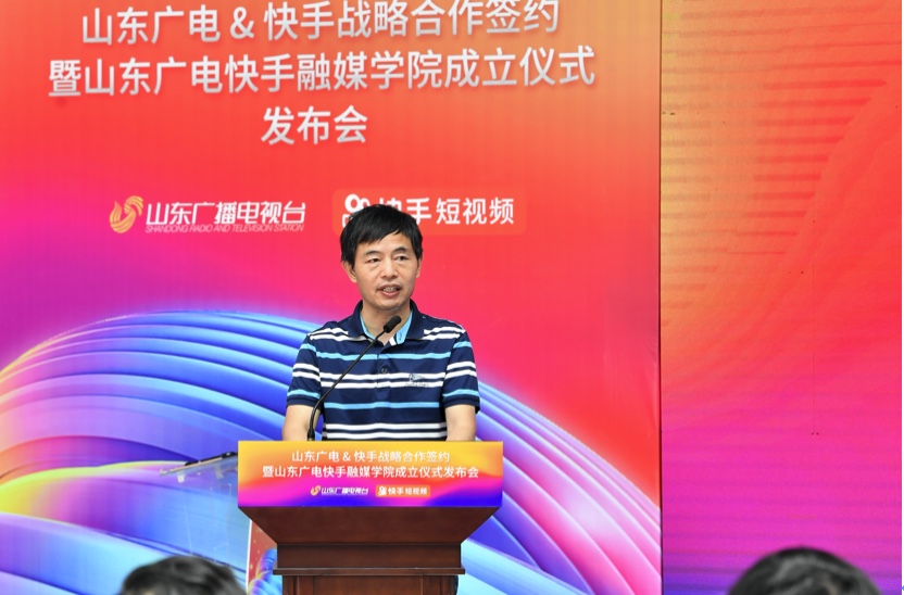 D7F60E4F-6665-49BC-8B24-74BF9FC7EA0C