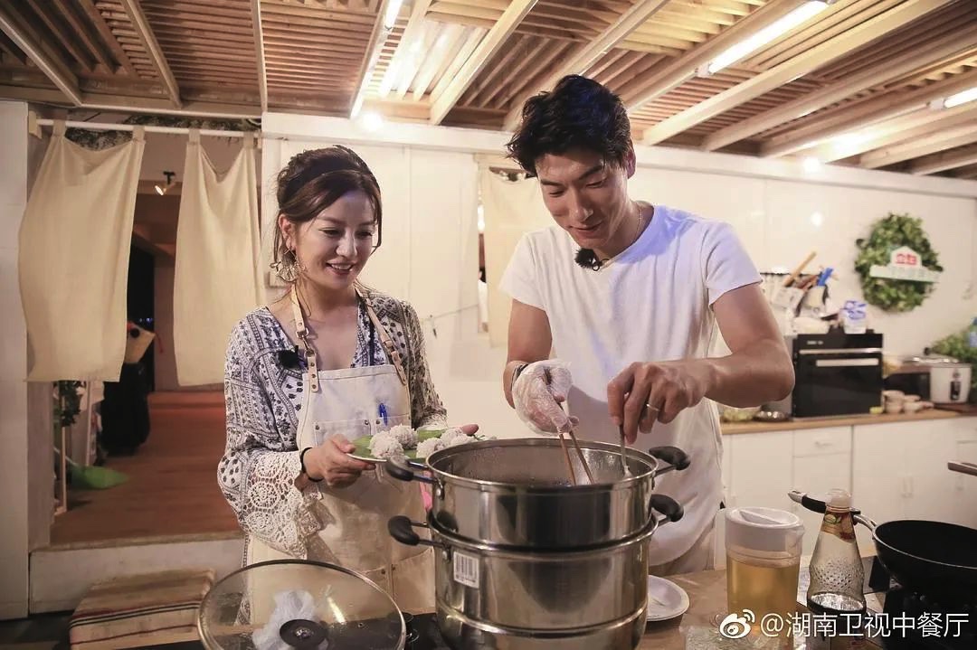 C2BBD5AA-4323-4D61-8D65-2606DD67534E