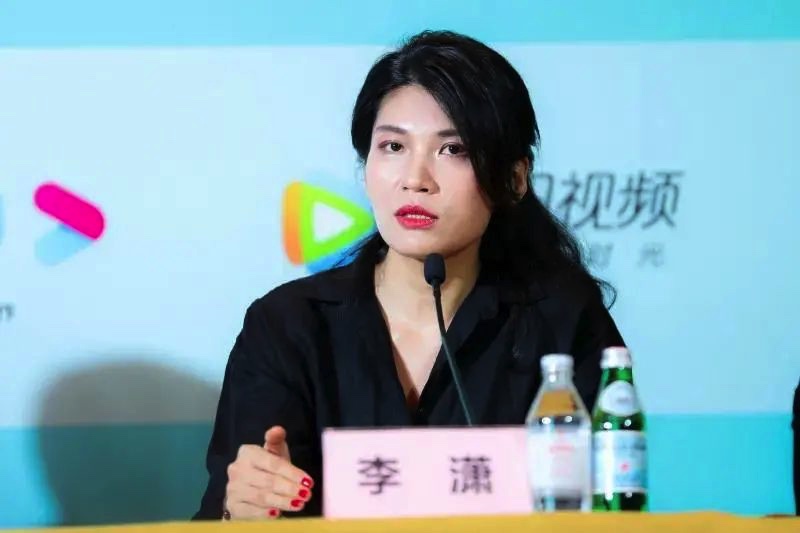 14ABDBFA-3ABE-426C-8B70-5A093972F267