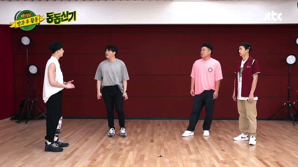 394C6F19-AA2B-41A8-8216-02983A99F4F0