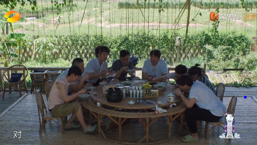 8A2F6998-B305-4CDF-8289-7086683AAAFB