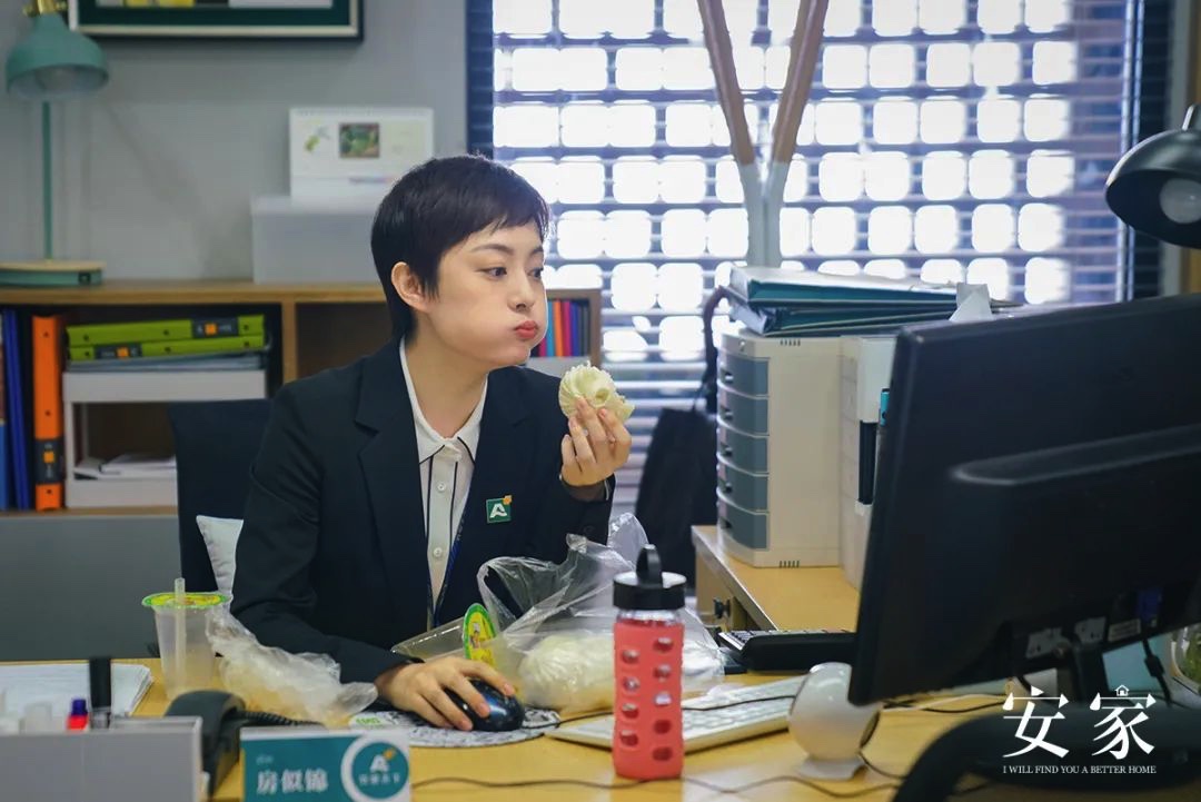 81EF6BA2-E240-427F-B08D-83D5DDD4D9FC