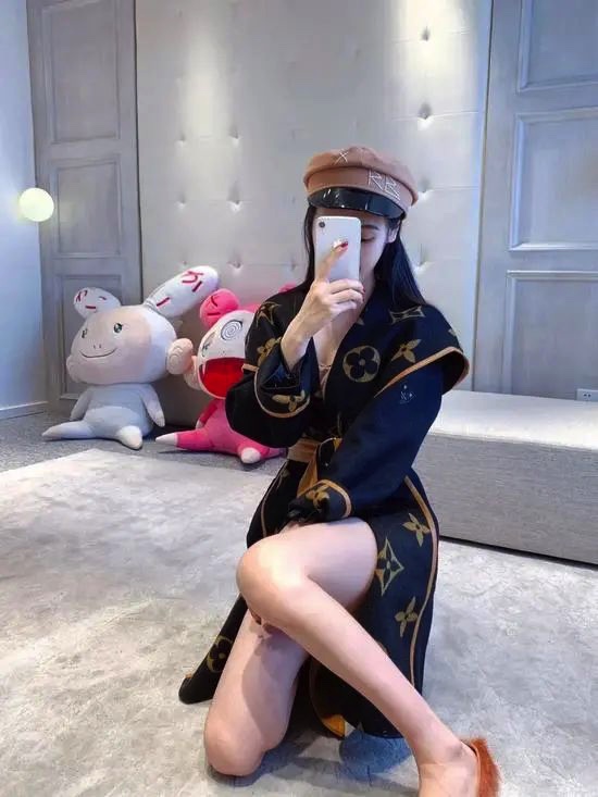 B1B6713B-E852-4996-BB54-6C2972498E1F