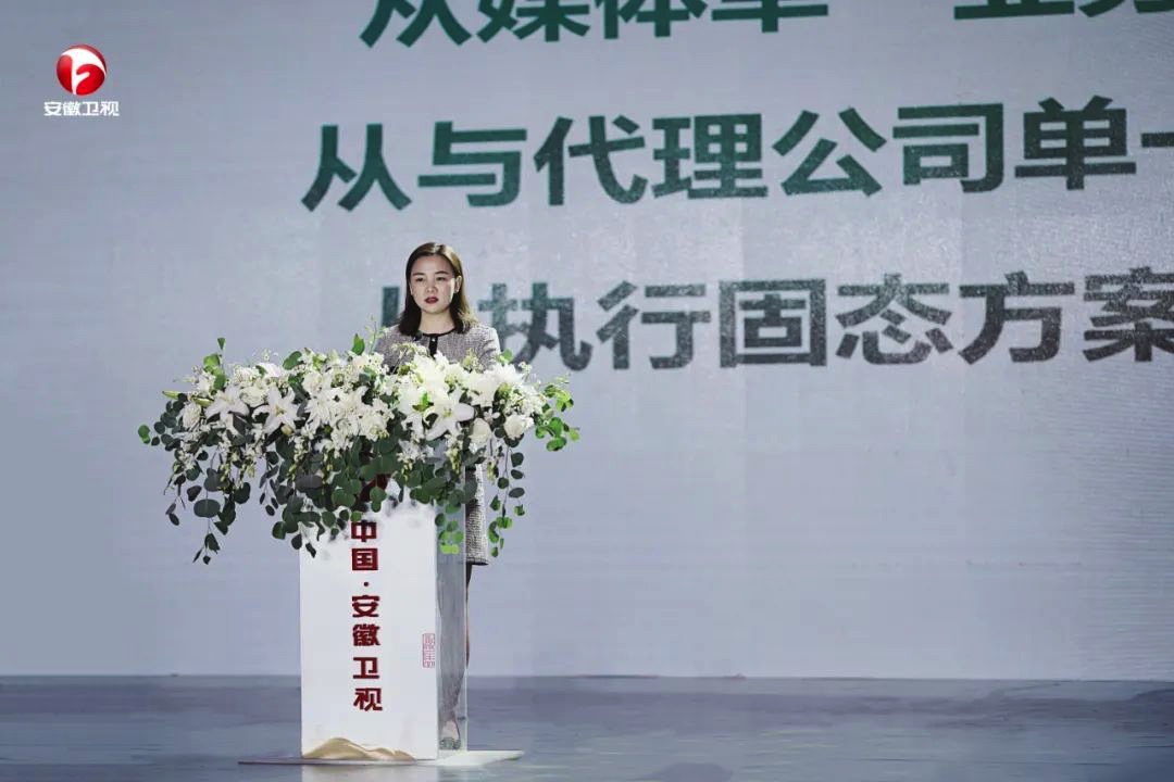 05672A34-A8F4-42B4-B716-F4CFBF83BE88