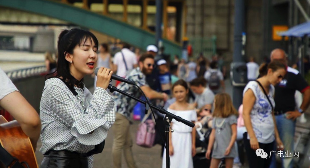 93DA74F5-6D91-4BEC-943B-EE2C2F8E620C