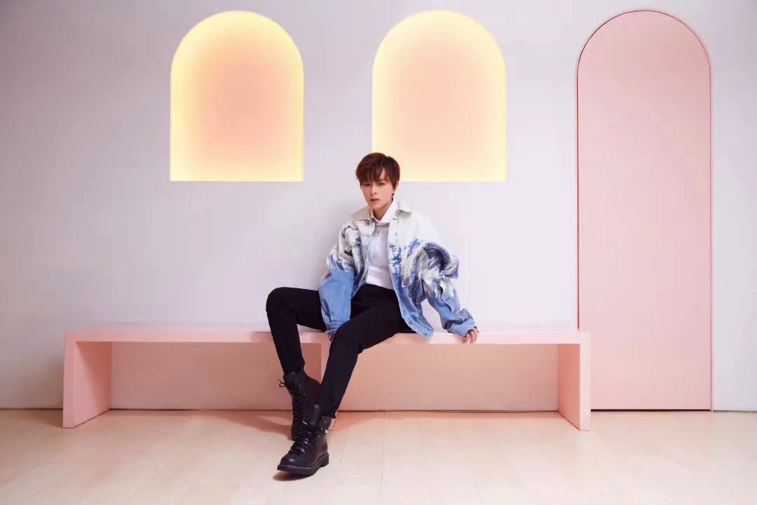 CF1A789B-E7B7-4D15-8BD2-072CE2062237