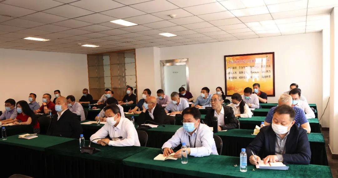 EC8CC4D0-BAD4-4453-A9FB-21C613936DA4