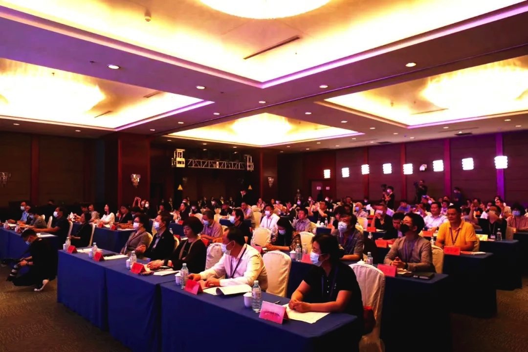 F44FA076-D227-4A2E-AEF7-D2B4240DB631