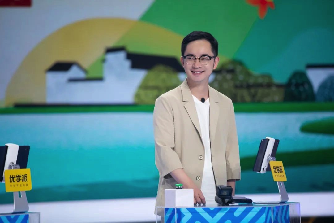 E864C2B8-CFF6-471F-99E5-EACC98F685E3