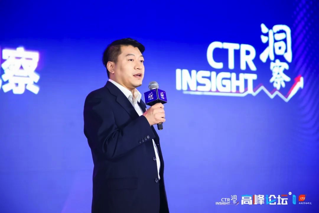 F8817FE0-1E78-451D-81F5-DD20888912F7