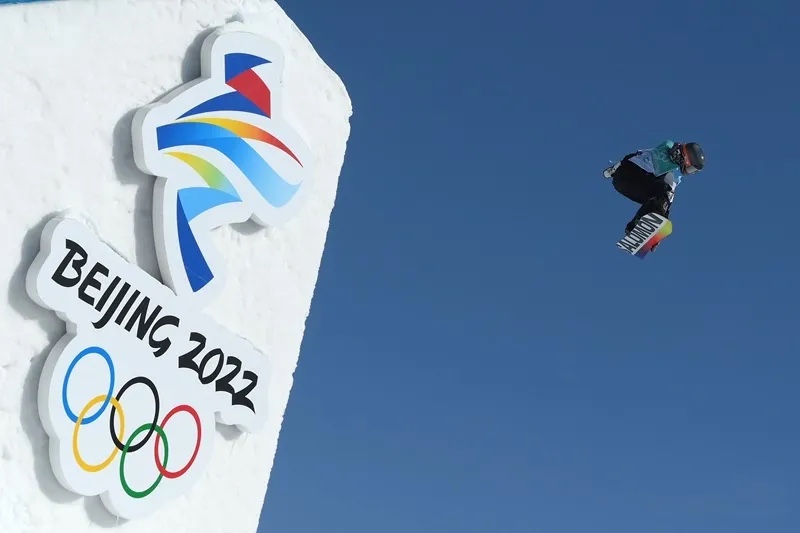 DDC5B74E-190F-49A3-9C29-8B4B9967AF00