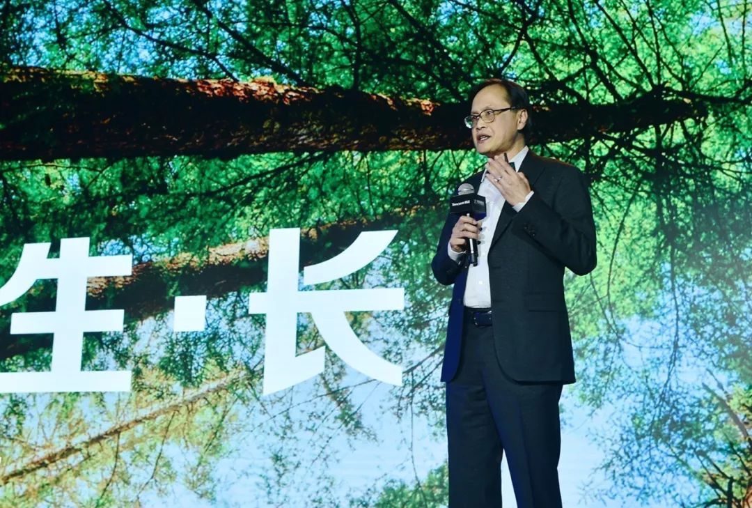 0F6A0085-9654-4155-BDA5-03E5898AFCA3